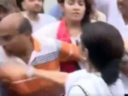 West Bengal Shocker: Mamata Banerjee slaps TMC party worker amid rally chaos; Watch video