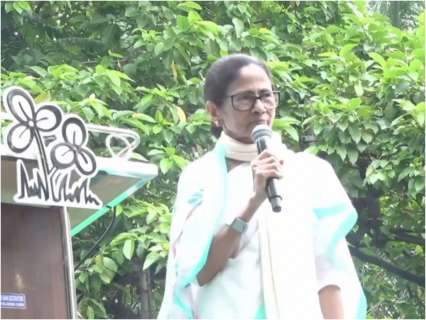 Mamata Banerjee to join CJP's Delhi protest? Former Bengal CM makes big statement
