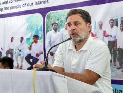 '154 Paper Leaks, No Convictions': Rahul Gandhi slams centre, demands PM Modi apology