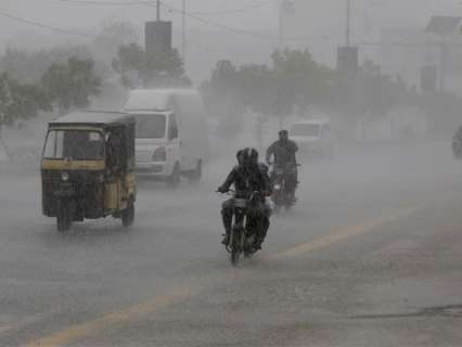 Weather Update: Uttar Pradesh, Uttarakhand, Bihar, Assam, Meghalaya to receive intense rainfall today; Check IMD's full forecast here