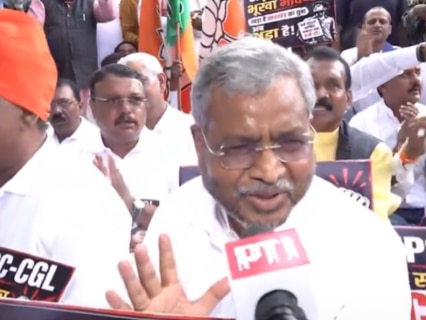Jharkhand Recruitment Exam Row: Babulal Marandi, BJP leaders detained amid 'Vidhan Sabha Gherao' march