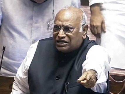 Kharge says PM Modi should apologise over Ram Mandir donation theft, police action on students