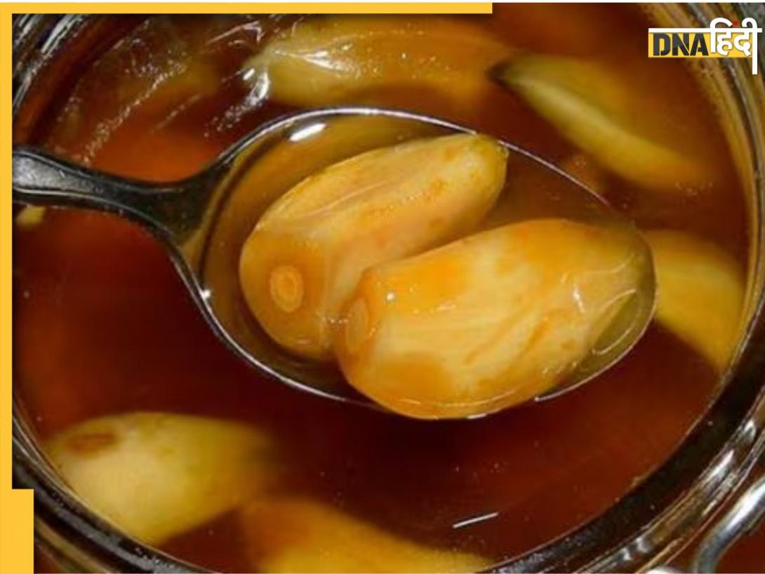 Cholesterol Control Remedy: लहसुन के साथ मिला लें ये 1 मीठी चीज, खाते ही नसों में जमा बैड कोलेस्ट्रॉल जड़ से हो जाएगा साफ