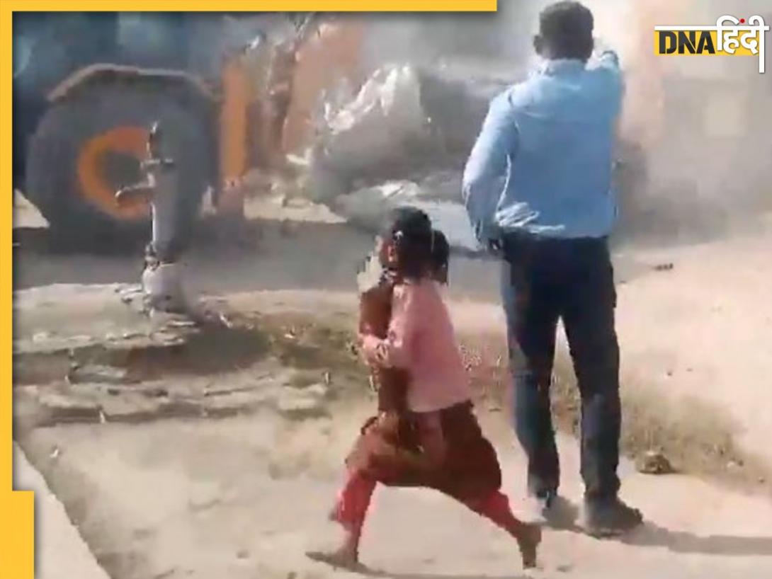 UP News: बुल्डोजर एक्शन के दौरान 6 साल की बच्ची किताबें लेकर भागी, अखिलेश यादव Video से क्या दिखाना चाहते हैं?