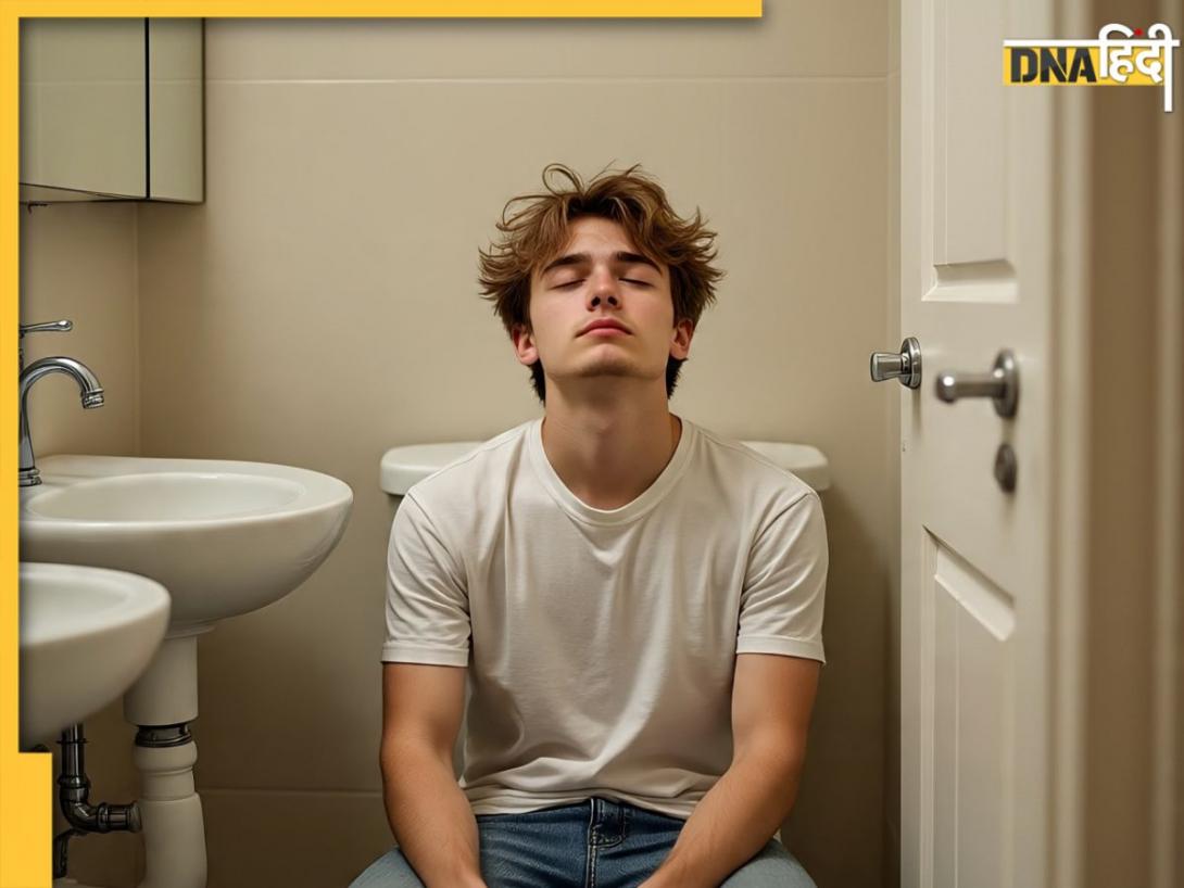 क्यों खुद को बाथरूम में बंद कर रहे Gen Z, जानें क्या है ये नया ट्रेंड Bathroom Camping?