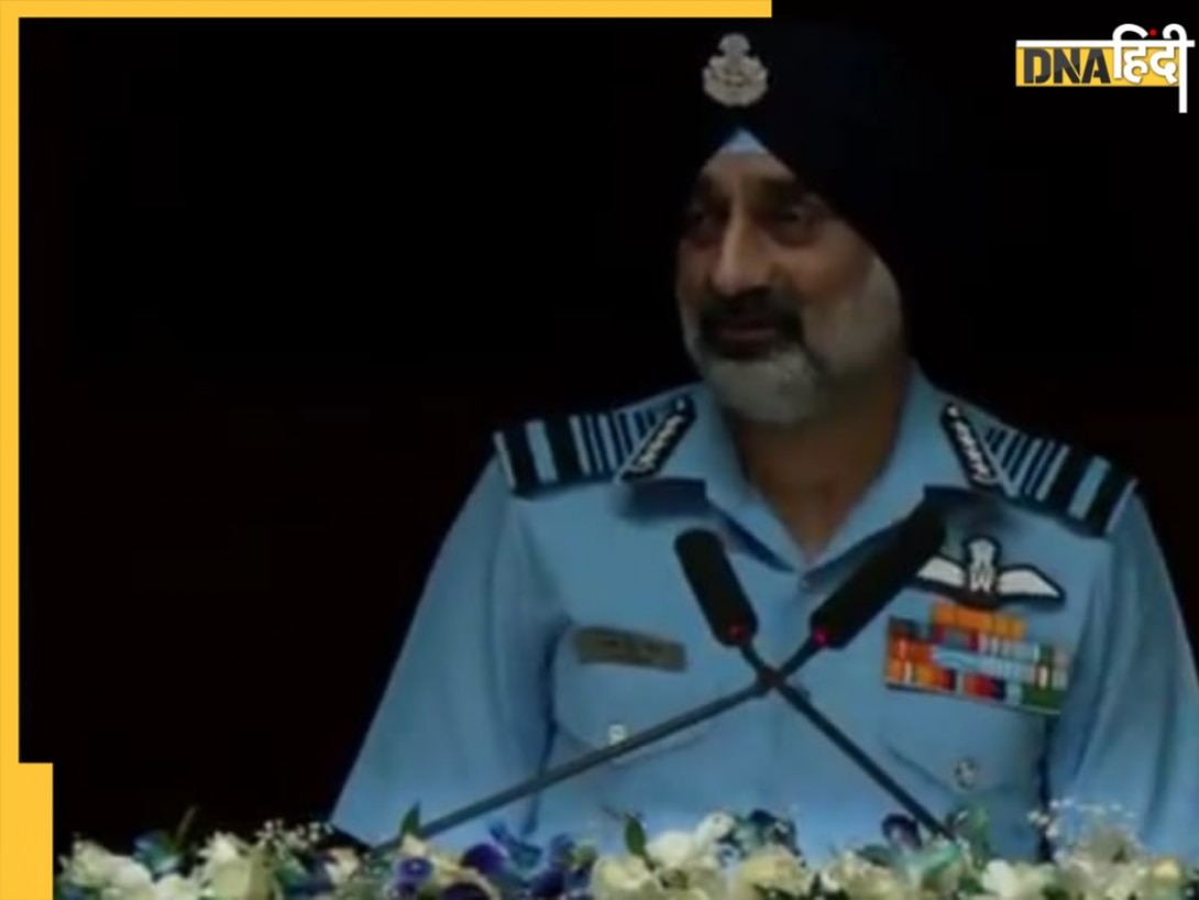 पाकिस्तान का फाइटर जेट 300 किमी दूर से हुआ ढेर, IAF चीफ ने बताई ऑपरेशन सिंदूर की कहानी
