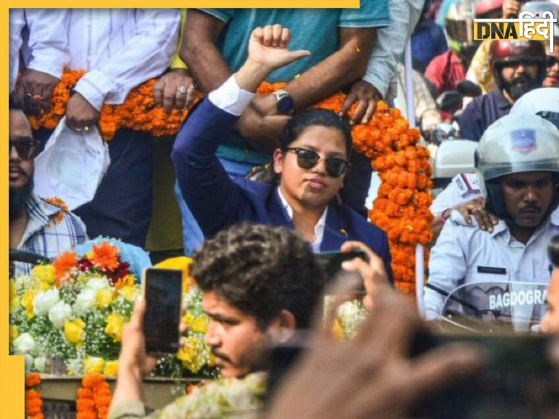 वर्ल्ड चैंपियन Richa Ghosh बनीं DSP, बंगाल सरकार ने इन पुरस्कारों से किया सम्मानित