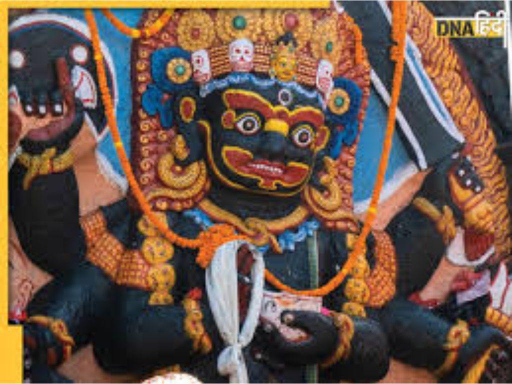 Kalashtami Vrat 2025: इस दिन है साल का आखिरी कालाष्टमी व्रत, जानें क्यों की जाती है काल भैरव की पूजा