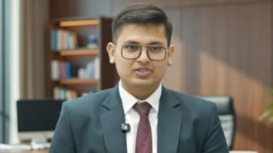 UPSC CSE 2025: डॉक्टर से UPSC रैंक 1 तक का सफर, जानें AIIMS ग्रेजुएट अनुज अग्निहोत्री की प्रेरणा से भर देने वाली कहानी