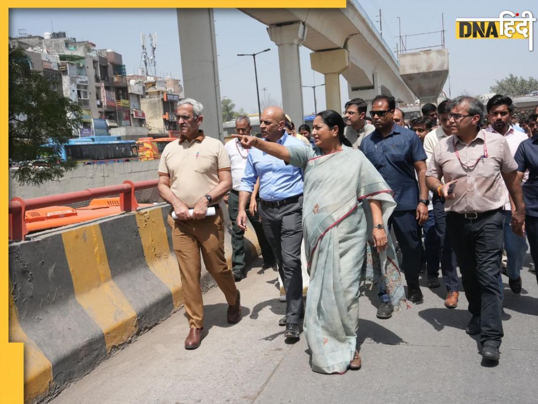 दिल्ली मेट्रो फेज 4 और आजादपुर मंडी का निरीक्षण करने पहुंची सीएम रेखा गुप्ता, अधिकारियों को जमकर लगाई लताड़ 