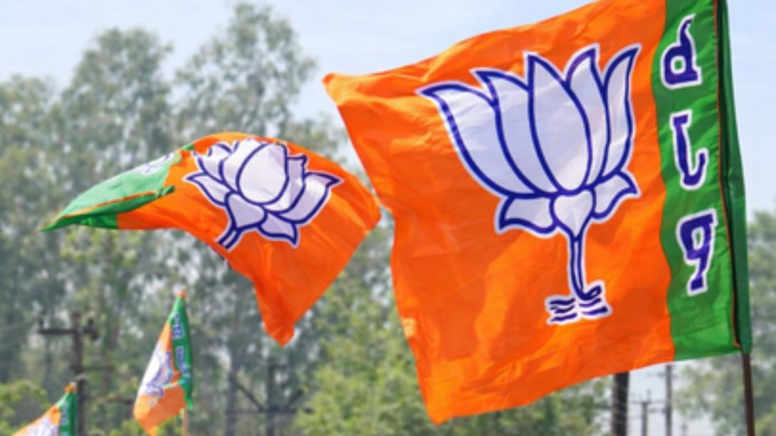 गुजरात में कांग्रेस का सफाया करने की तैयारी में भाजपा, सभी राज्य सभा सीटें जीतने का दावा, इन उम्मीदवारों ने दाखिल किया नामांकन