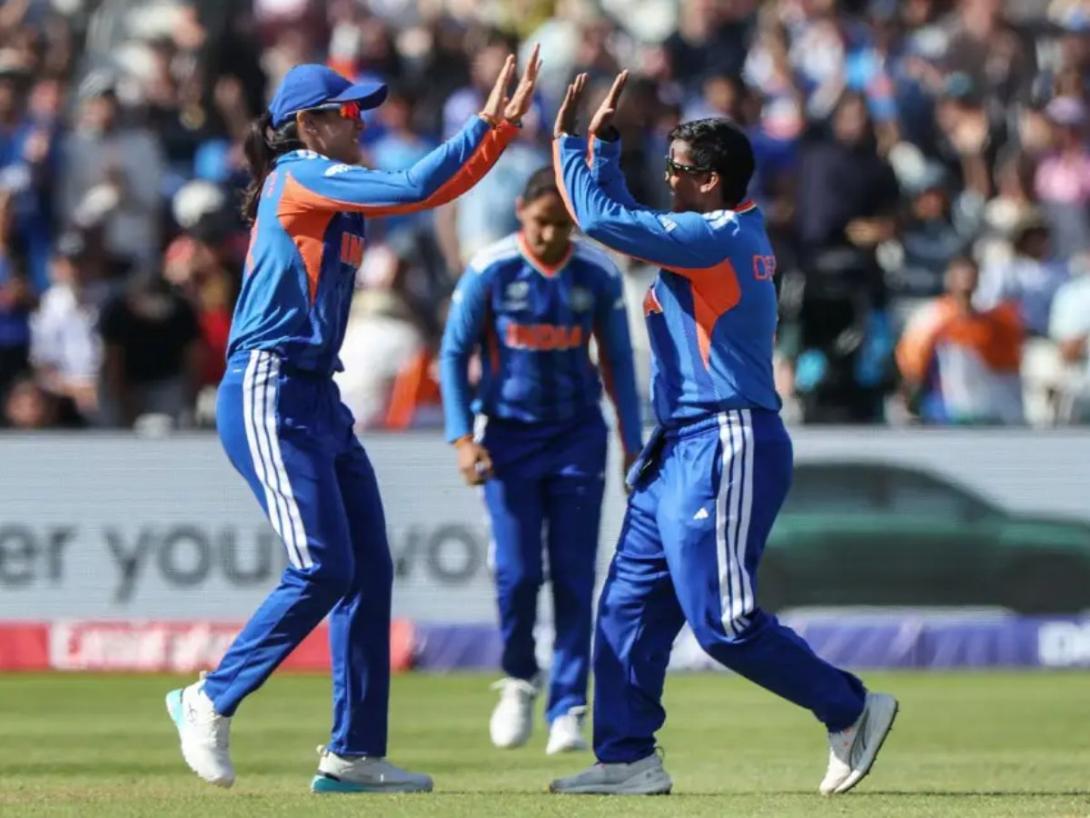 IND-W vs PAK-W Highlights: दीप्ति शर्मा के पंजे से पाकिस्तान पस्त, वर्ल्ड कप में भारत की धमाकेदार शुरुआत; 64 रन से मिली जीत