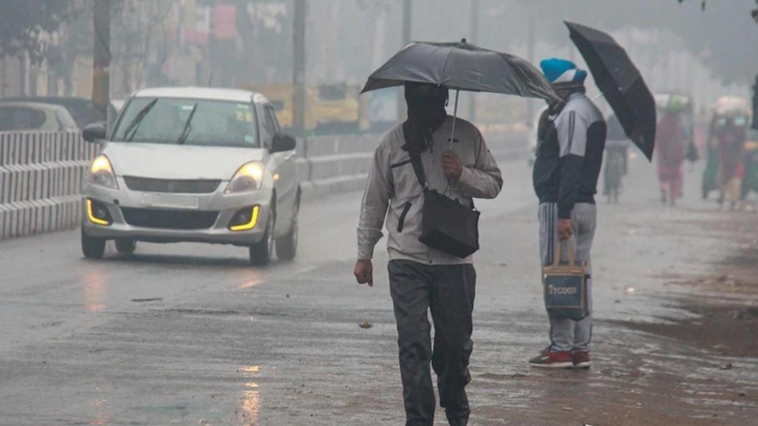 आज का मौसम, 11 जुलाई: आज इन 15 राज्यों में भारी बारिश और आंधी-तूफान का अलर्ट, जानें अपने शहर का हाल