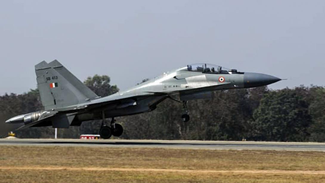 लड़ाकू विमानों की कमी, राफेल मिलने में देरी, फिर बड़ी संख्या में Su-30MKI क्यों नहीं खरीद लेती वायुसेना? ये है वजह