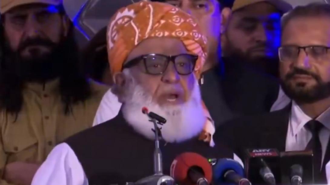 'कारगिल में अपने सैनिकों को मरने के लिए छोड़ दिया', पाकिस्तान के सांसद ने आसिम मुनीर पर निकाली भड़ास